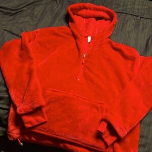 Women’s small fleece pullover